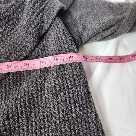 Barefoot Dreams Women's Size Small Cozychic Lite Cardigan Gray Pockets - Picture 3 of 6